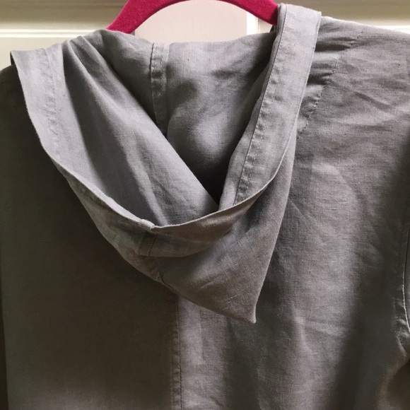 Saint Tropez West Lightweight Linen Jacket w/Hood. - Picture 7 of 8